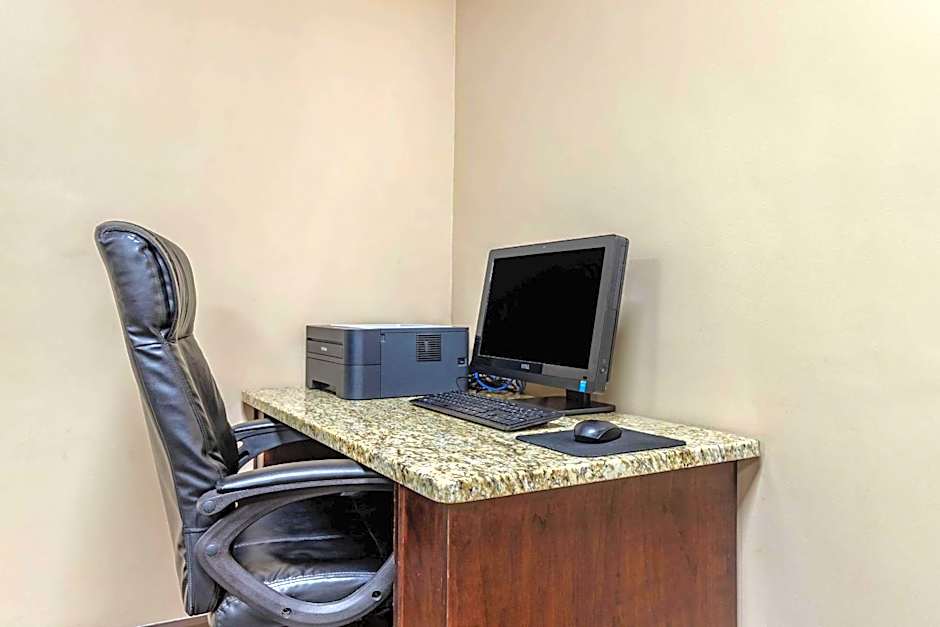 Comfort Inn & Suites Clemson - University Area 