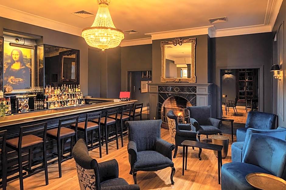 Grande Roche Hotel