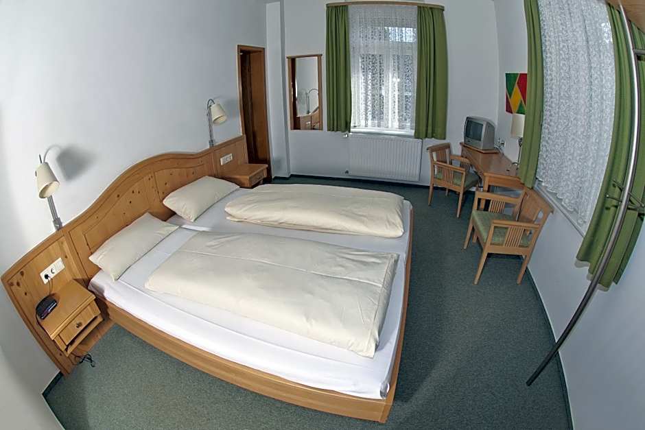 Action Forest Hotel - Kletterwald - Lasertag - nähe Badeparadies