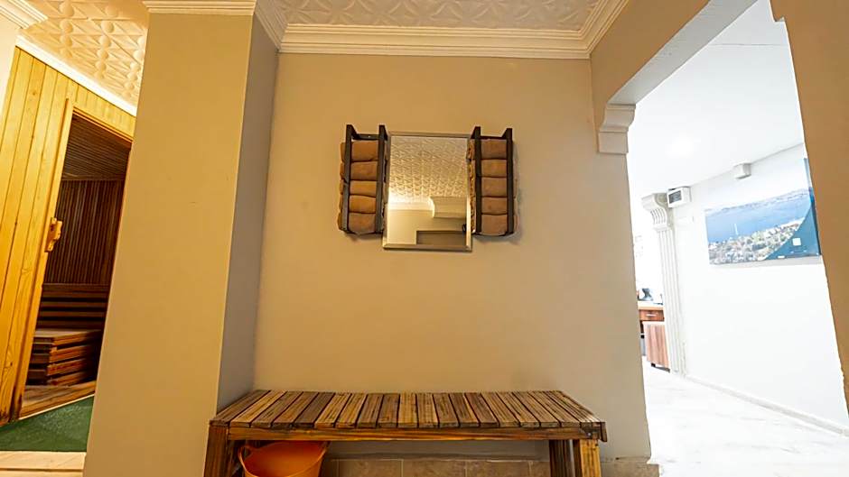 Begonville Hotel