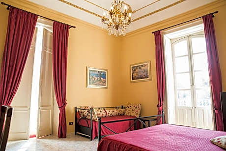 Double Room with Private External Bathroom