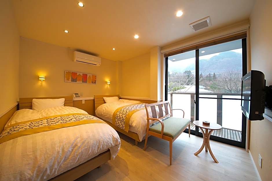 Photo 1 of 6 of Western Style Room