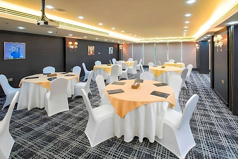 Golden Bujari Al Khobar Hotel