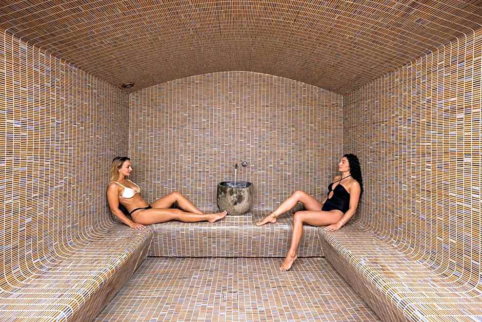 La Stella Suites