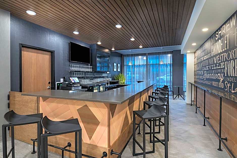 Fairfield Inn & Suites by Marriott St. Louis Downtown