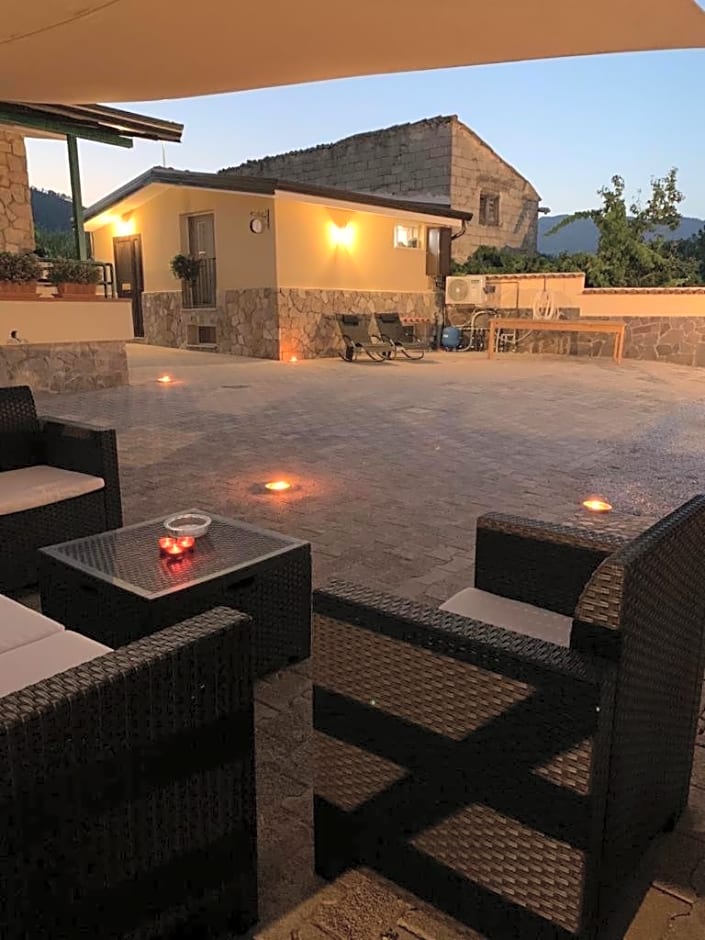 B&B BUICOVILLE CAMEROTA