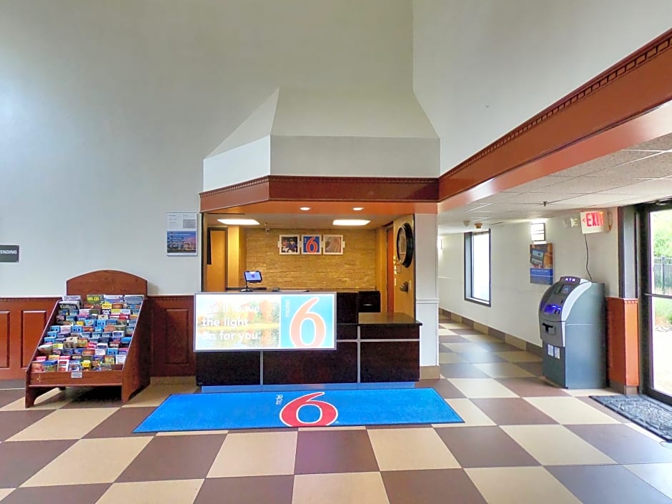 Motel 6-Levittown, PA - Bensalem