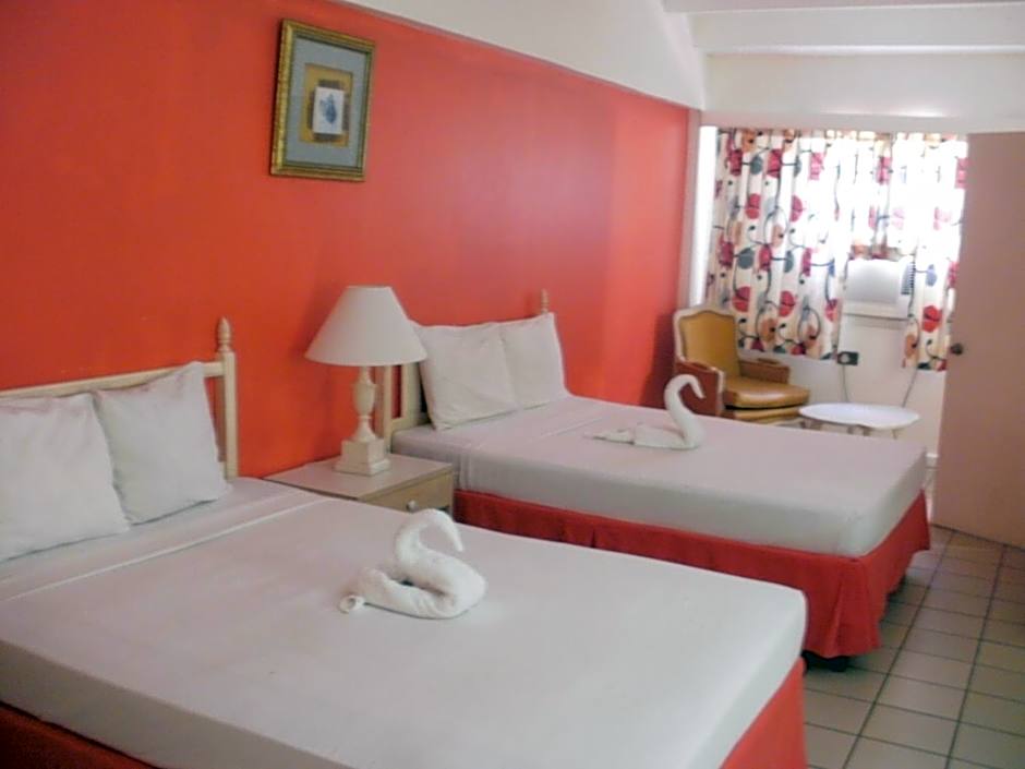 Pineapple Court Hotel