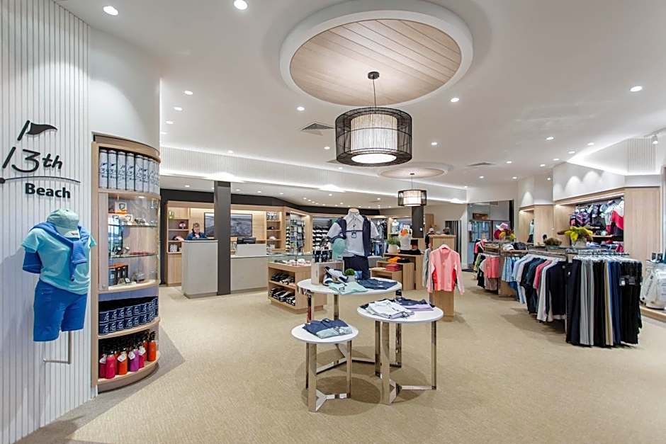 13th Beach Golf Lodges