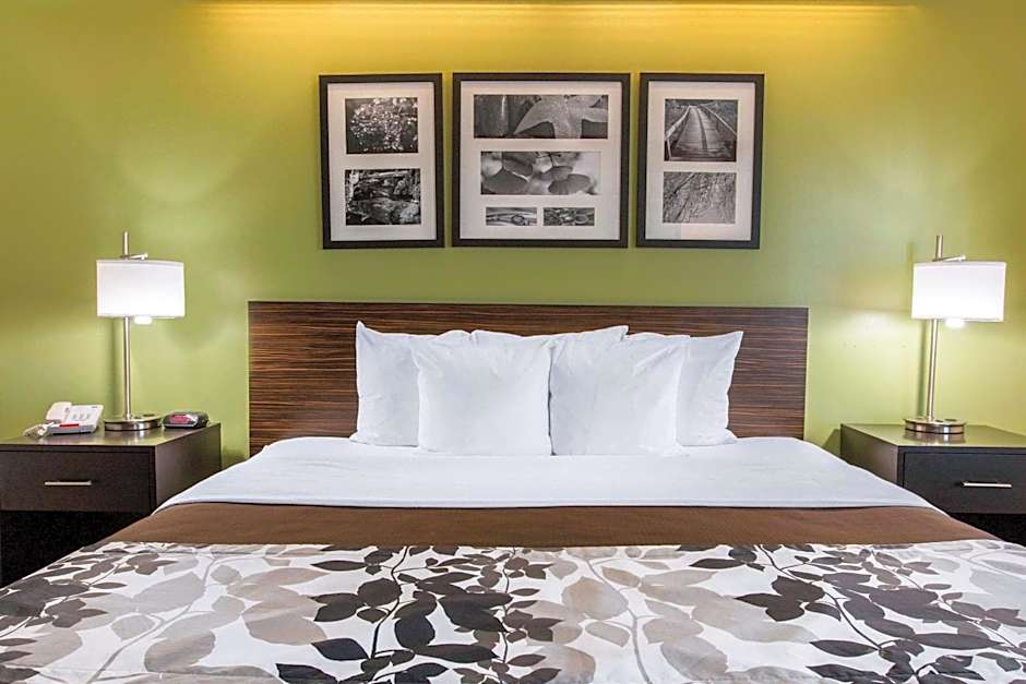 Sleep Inn & Suites Oregon - Toledo