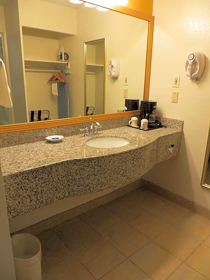 Executive Inn & Suites Sacramento