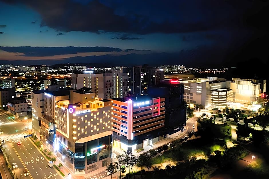 Golden Business Hotel