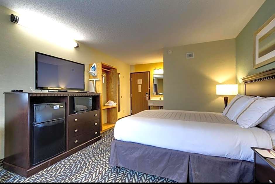 Fireside Inn And Suites