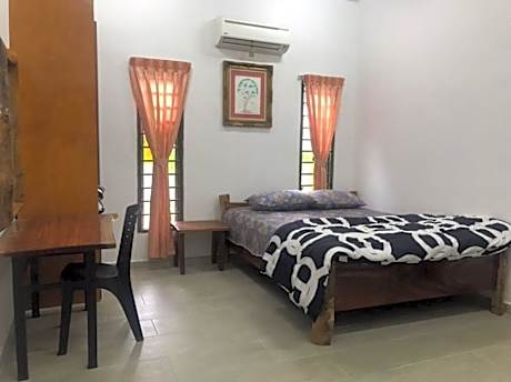 Laman Norras 4 bedrooms (High Floor)