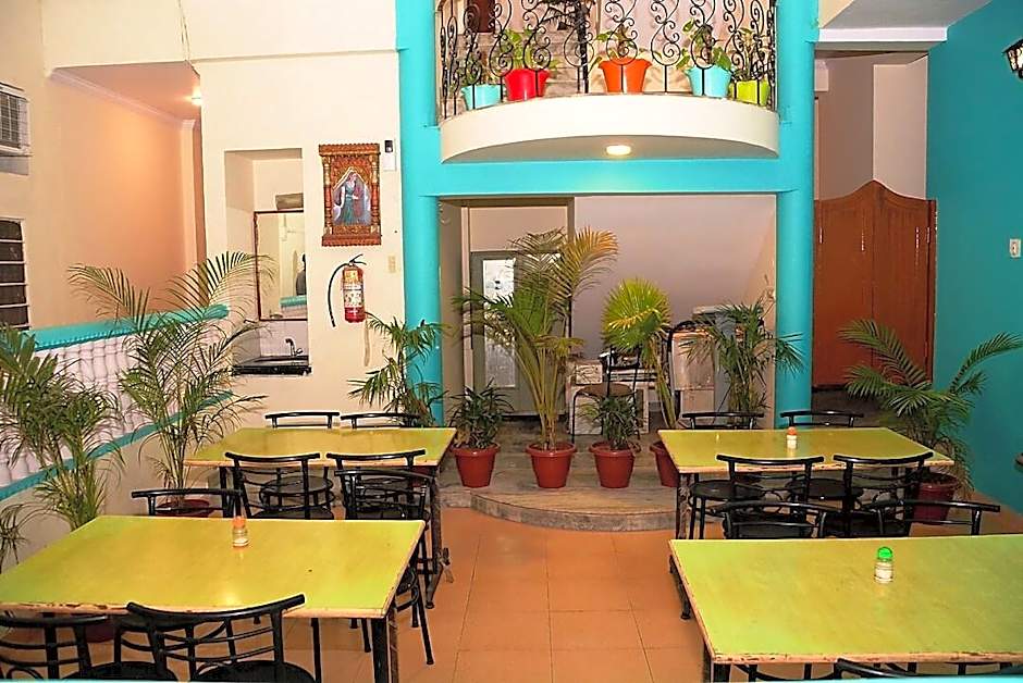 Hotel Sugandh Retreat