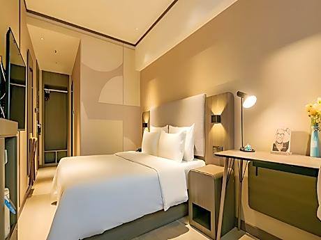 Huazhu - Business Bed Room