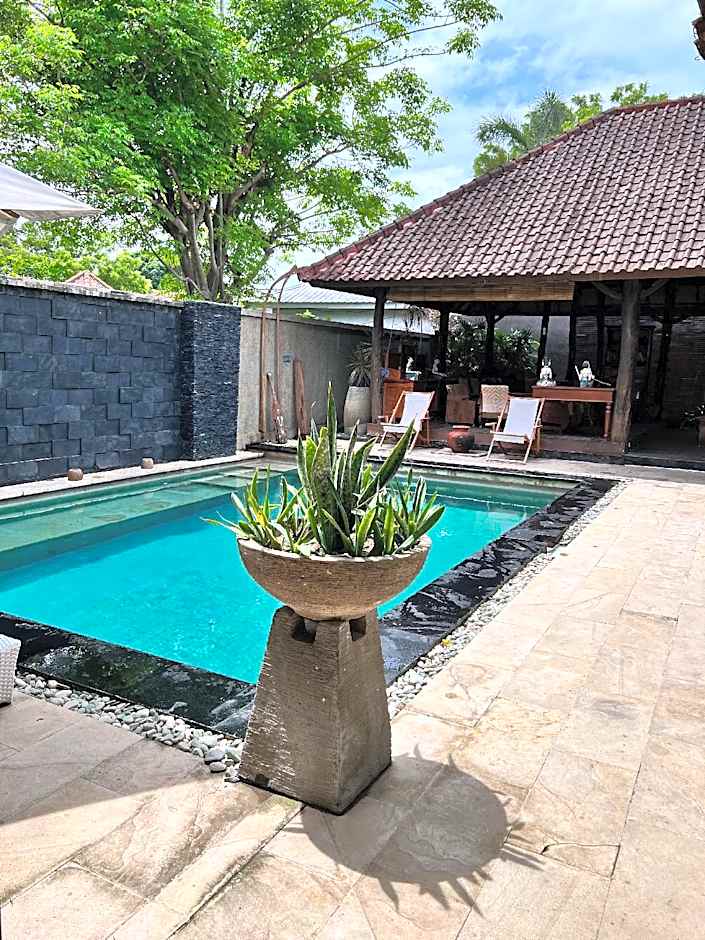 Gili Exotic Villas