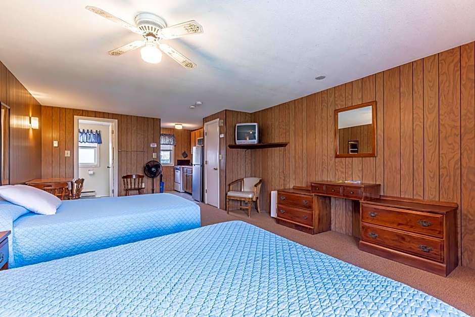 Inn Between the Beaches & Villager