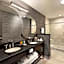 Twelve Downtown, Autograph Collection by Marriott