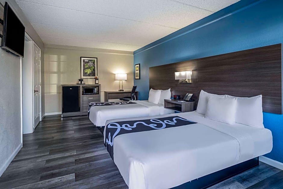 La Quinta Inn & Suites by Wyndham Sacramento North