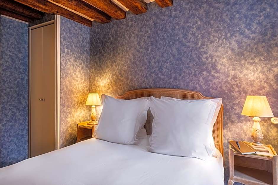 Hotel Baudelaire Opera