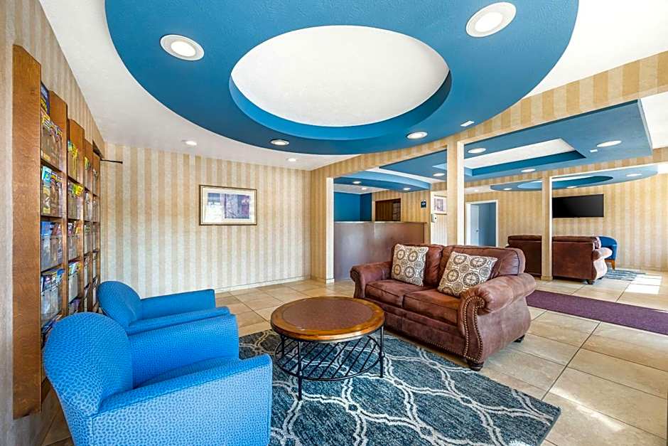 Suburban Studios Branson On The Strip