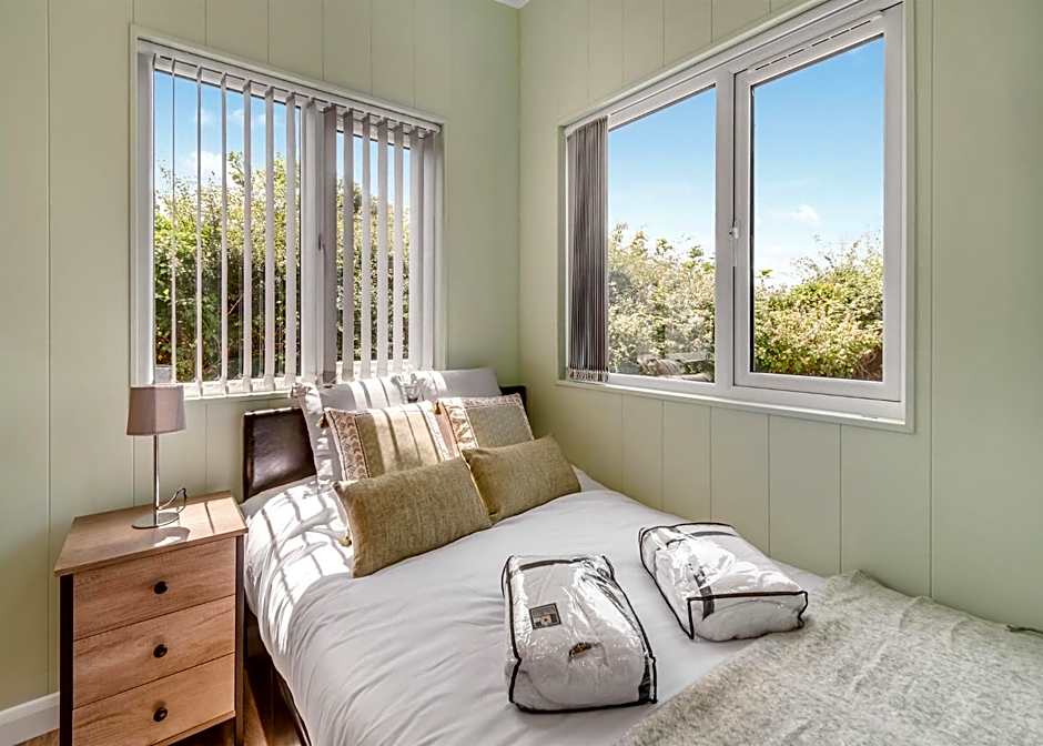 Calvesland Hideaway