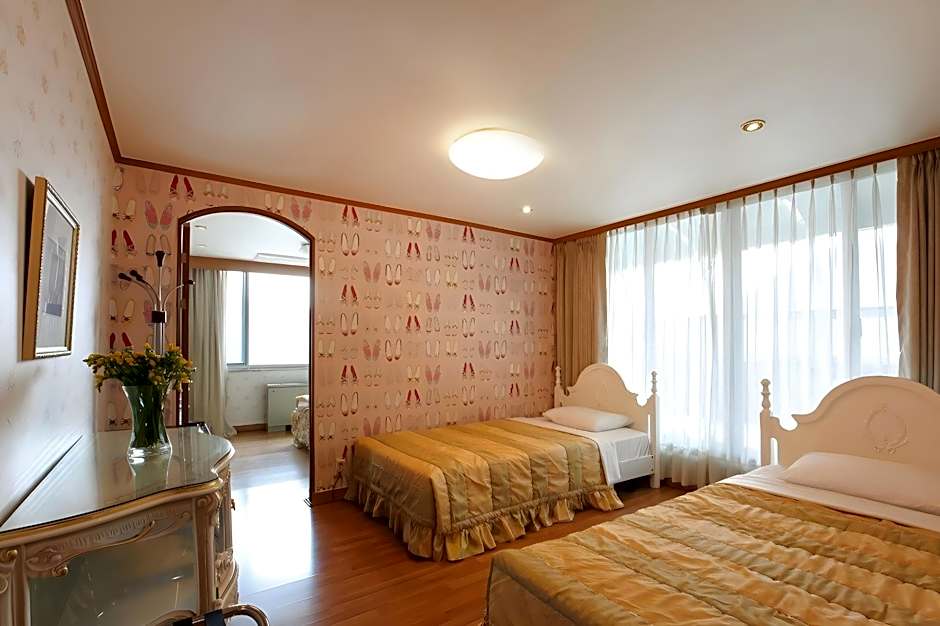 Danyang tourist hotel Edelweiss