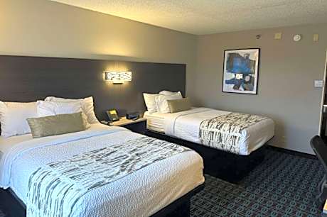 2 Double Beds Non-Smoking