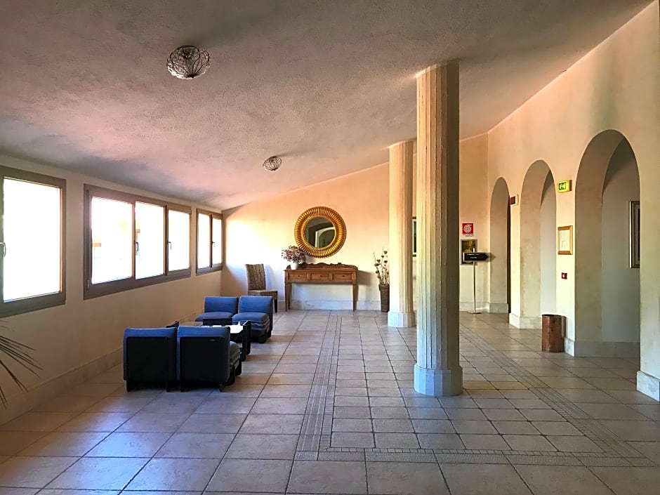 Club Esse Palmasera Il Borgo