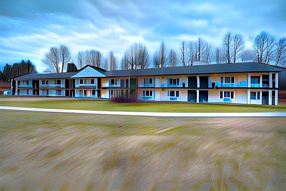 Colonial Motel and Spa