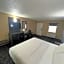 Super 8 by Wyndham Paducah I-24 Exit 4