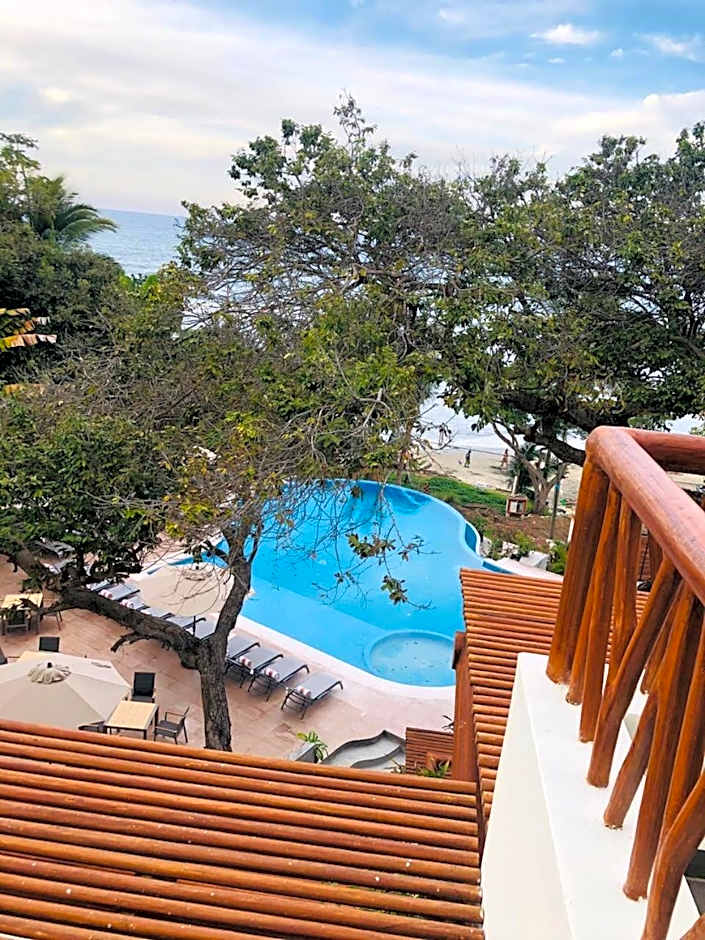 Ysuri Sayulita - Beachfront Hotel
