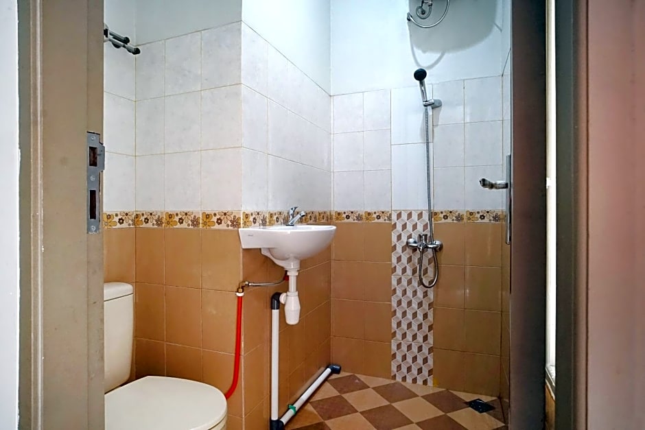 OYO 2038 Jasmine Guest House Balikpapan