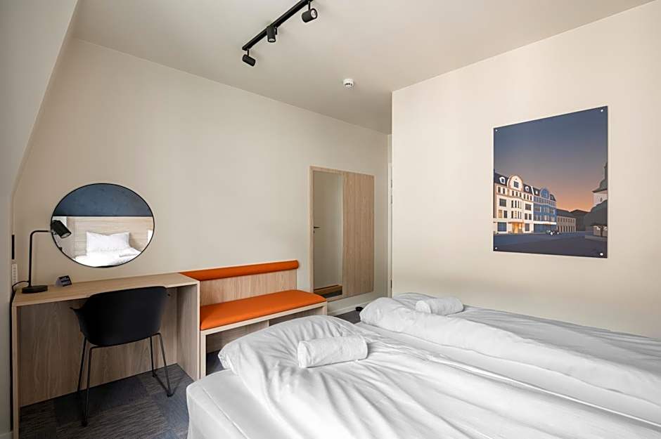 BREEZE Hotel Victoria - Self-Service