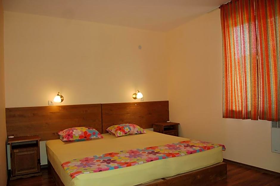 Sinia Vir Eco Residence