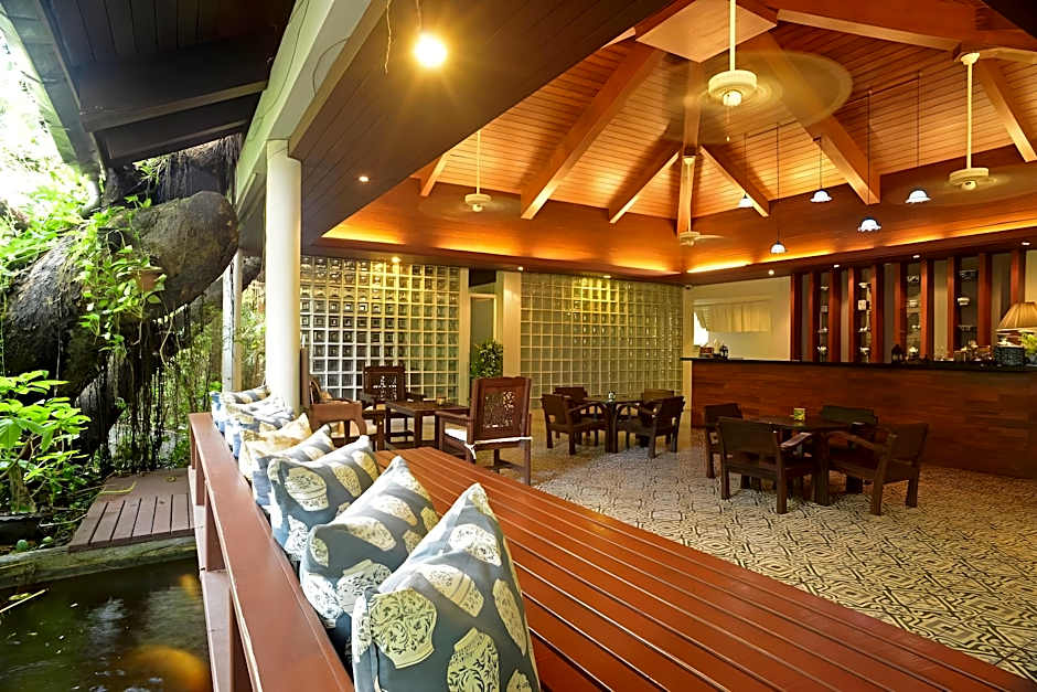 Sino House Phuket Hotel - SHA Plus