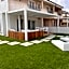 Cozy House with garden & pool