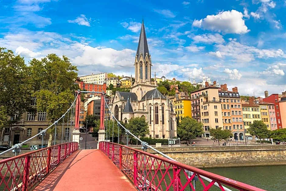 Aka Lodge Lyon Eurexpo Arena Stadium