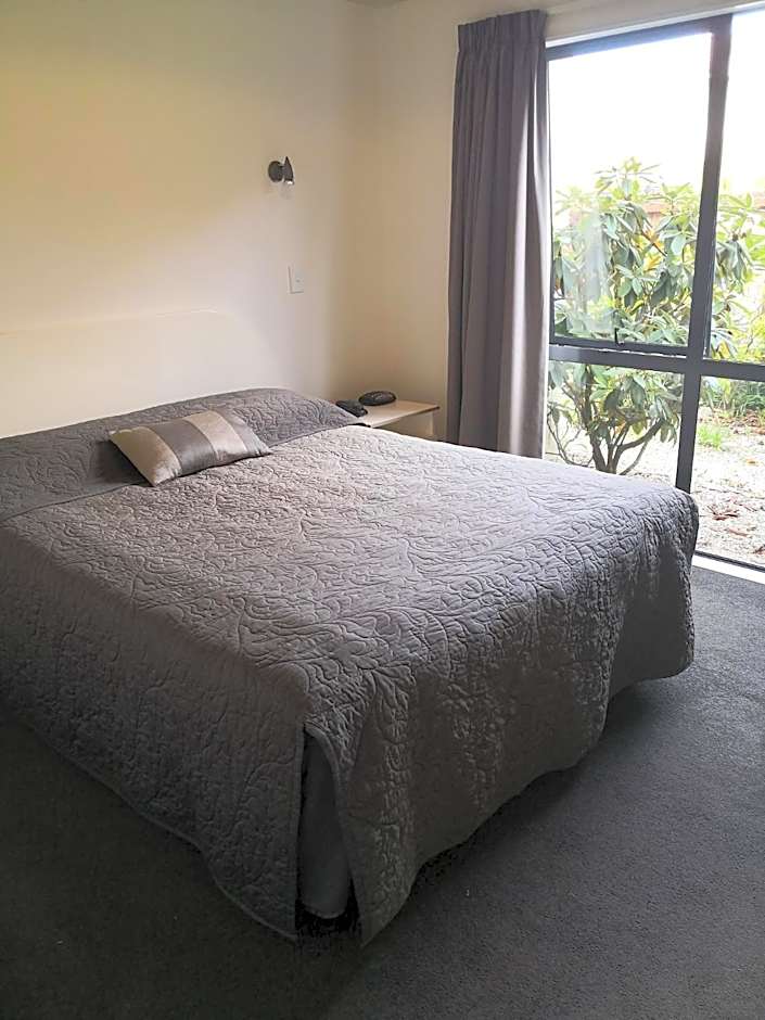 Annabelle Court Motel