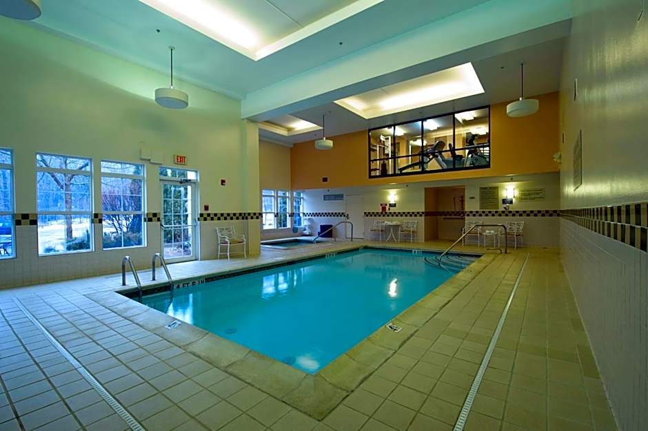 D. Hotel Suites & Spa