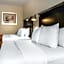Comfort Inn & Suites LaGuardia Airport
