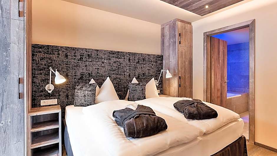 Mountain Spa Residences