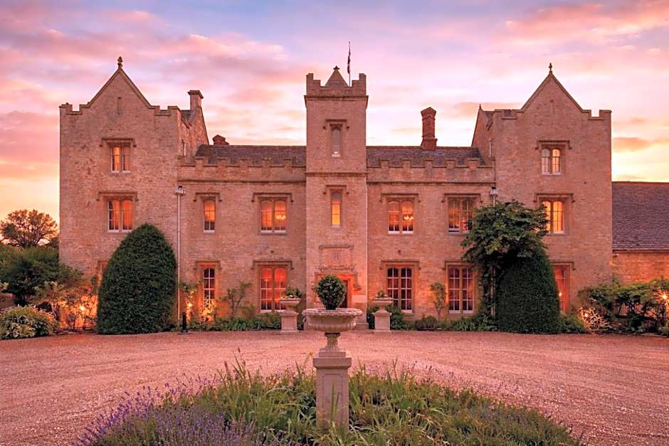 Weston Manor Hotel