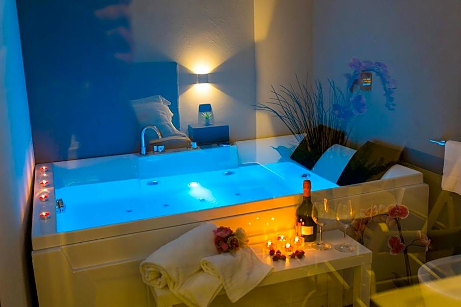ETNEA 208 LUXURY JACUZZI SUITE Catania