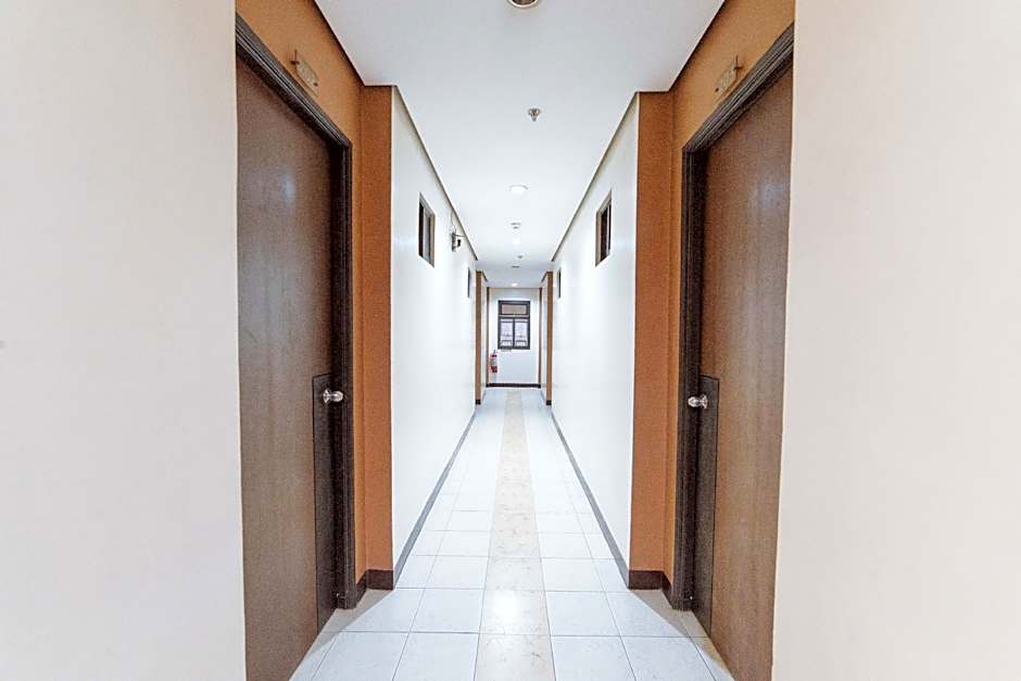 RedDoorz near Olongapo Bus Terminal