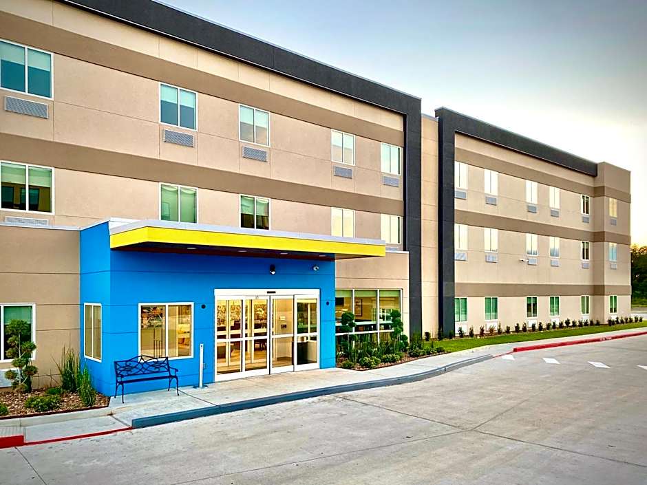 Days Inn by Wyndham Beaumont West I-10 Walden