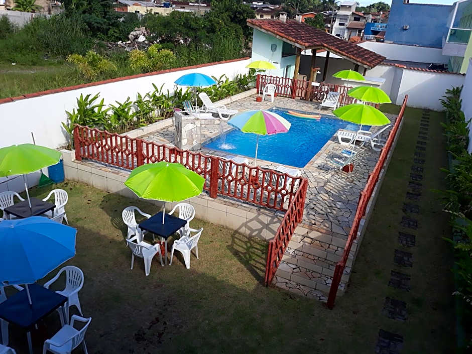 Estúdio em maresias com ar condicionado e piscina