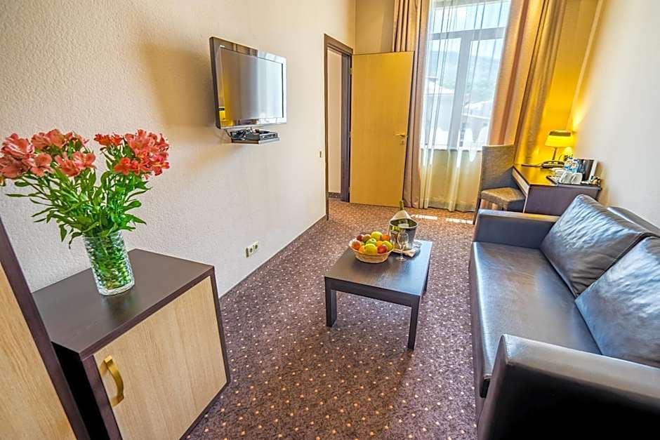 Hotel Lomsia