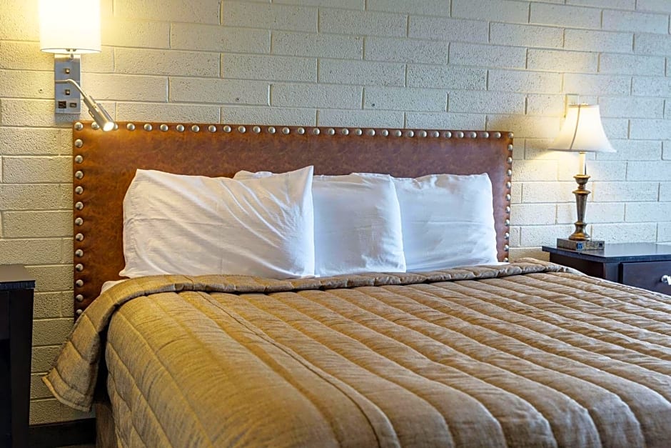 El Rancho Hotel